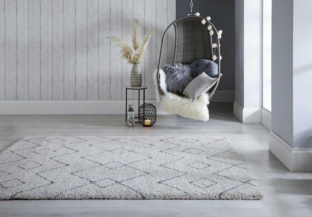 Melissa Grey & White Area Rug RUGSANDROOMS 