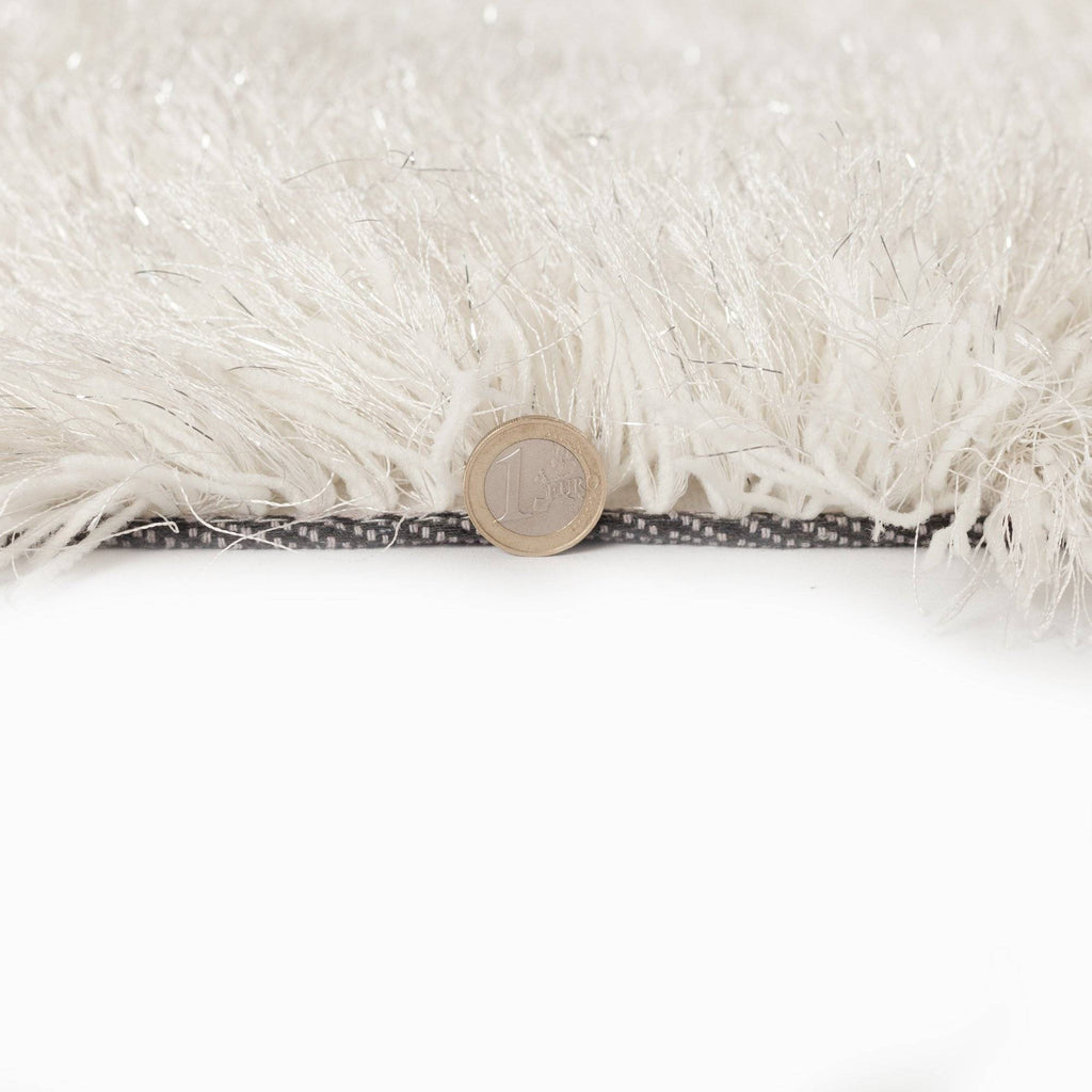 Roselle White Area Rug RUGSANDROOMS 