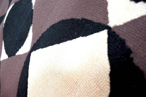 Image of Yuri Chocolate Area Rug RUGSANDROOMS 