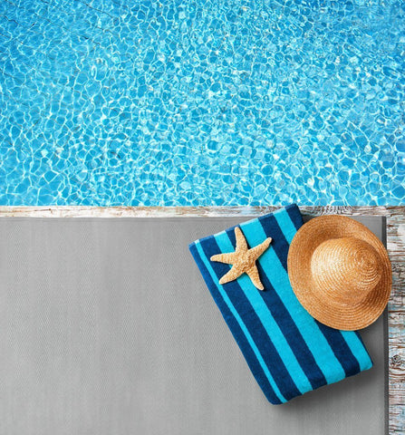 Pacific Mirage Grey & Cream Indoor-Outdoor Reversible Rug cvsonia 