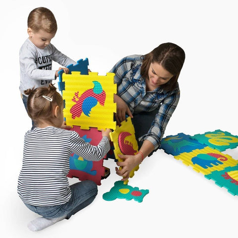 Image of Hakuna Mat Safari Animals Puzzle Mat Rugs & Rooms 