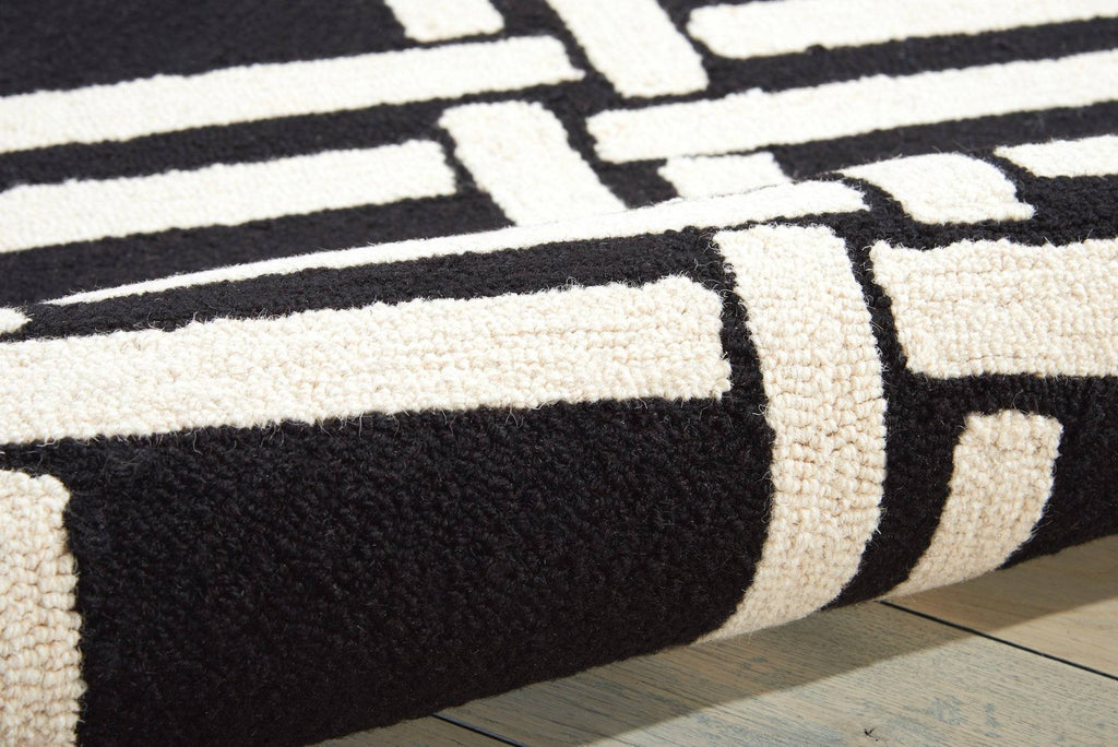 Nourison Black/White Area Rug RUGSANDROOMS 