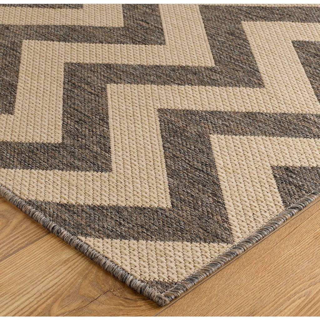 Moda Chevron Grey Area Rug RUGSANDROOMS 