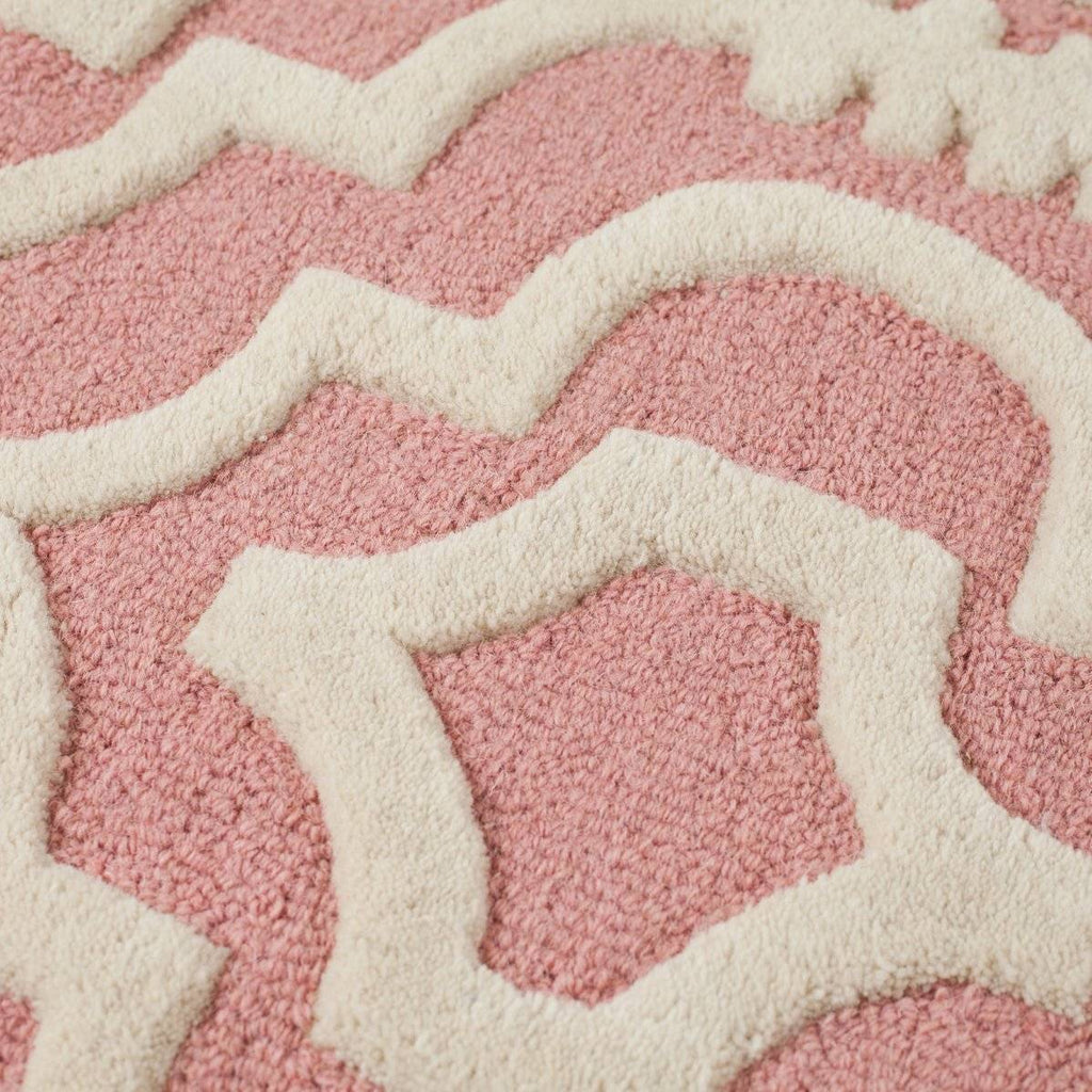 Laila Pink Area Rug RUGSANDROOMS 
